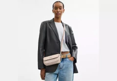 Bolsa Coach Hailey Flap Bag In Signature Canvas - Sand/Taupe - loja online