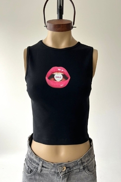 MUSCULOSA SMILE en internet