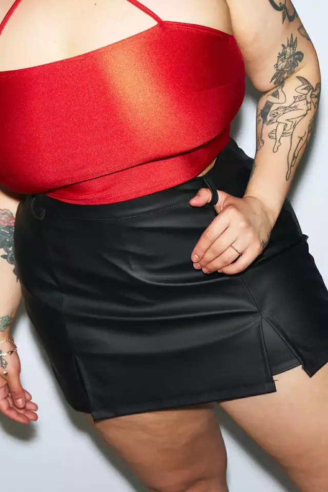 Short Falda Naomi thumbnail 2