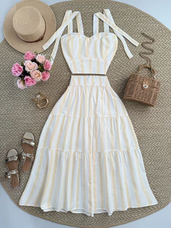 Conjunto Cropped + Saia Midi na internet