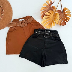 Shorts Couro Eco Resinado