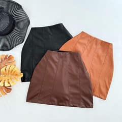 Saia Shorts Couro Eco - comprar online