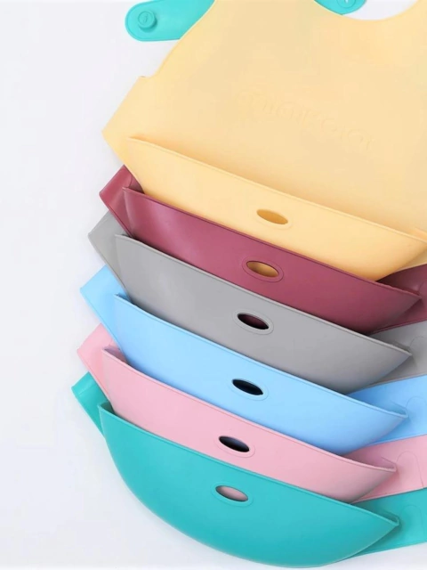 Babero silicona Minikoioi - comprar online