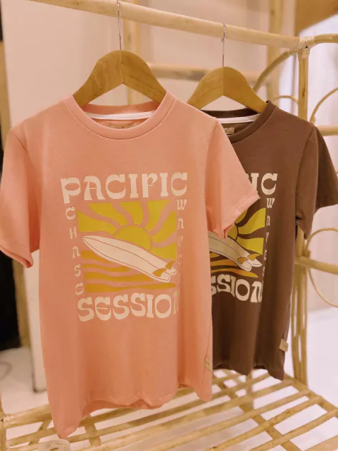 Remera Pacific