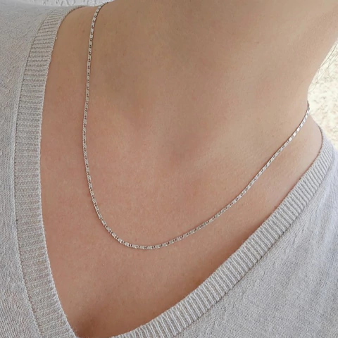 Colar Trama Delicada Banho Ródio Branco