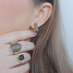 Anel Oval Inteiro Cravejado com Zircônias Negras Banho Ouro 18K - Semijoias em Brincos, Colares, Anéis e Pulseiras | Lua Mia Semijoias