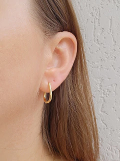 Brinco Argolinha Ponta Curva Tamanho G Banho Ouro 18K - loja online