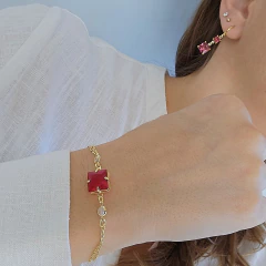 Pulseira Corrente dupla Com Zircônia Quadrada Rubi e Pontos de Luz Banho Ouro 18K - comprar online