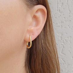 Brinco Argolinha Ponta Curva Tamanho G Banho Ouro 18K