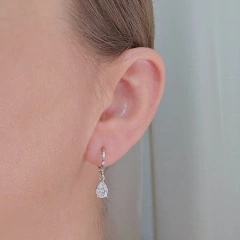 Brinco Argolinha Espelhada e Gota Cristal Branco Banho Ródio Branco na internet