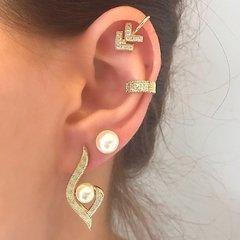 Brinco de Pérola 0.8cm - Semijoias em Brincos, Colares, Anéis e Pulseiras | Lua Mia Semijoias