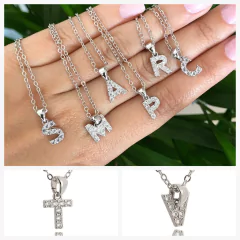 Colar Inicial Letrinha de Forma de Zircônias Banho Ródio Branco - comprar online