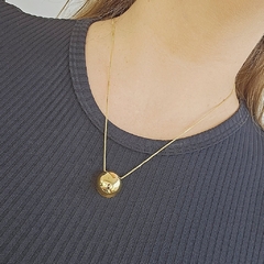 Colar Pingente Meia Esfera Espelhada Banho Ouro 18K - comprar online
