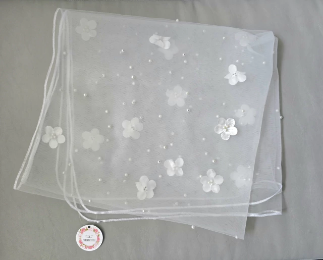 Pashmina TUL FLORES 3D PERLAS — imagen 3
