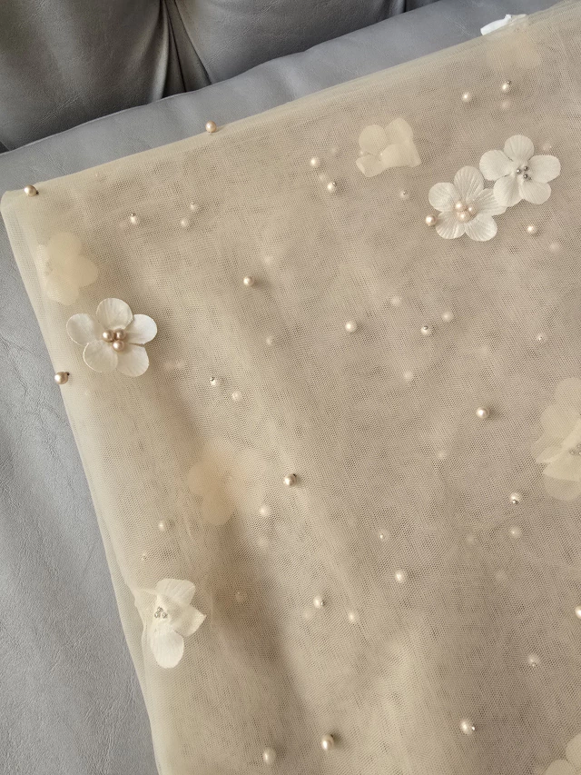 Pashmina TUL FLORES 3D PERLAS — imagen 13