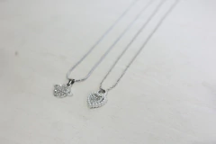 Collar PERLAS Y STRASS - comprar online