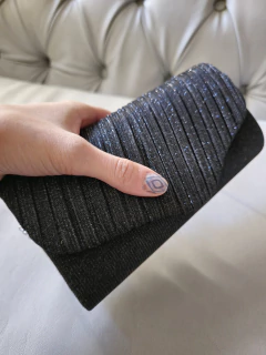 Cartera BRILLO PLISADA - tienda online