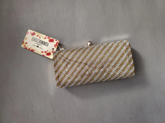 Cartera strass dorado FERIA