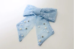 Moño BONITA en internet