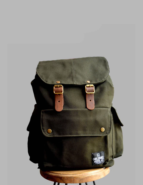 Helsinki - Modelo SIpoo - Verde Militar - comprar online
