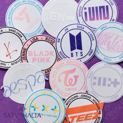 Stickers vinilicos transparentes redondos Logos Kpop