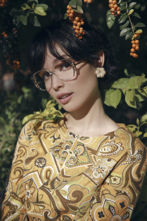 Sophia Loren brown (USA)