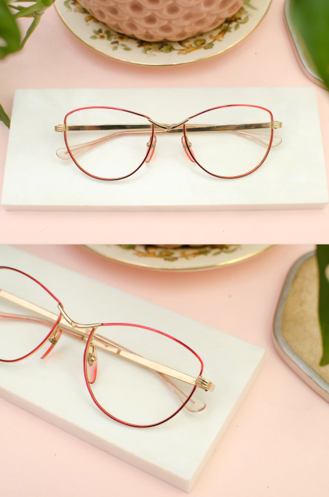 Alexa shine red & gold