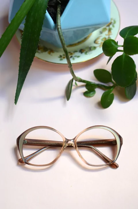 Lady Doris dark brown