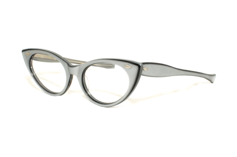 Harlequin Cat eye (USA)