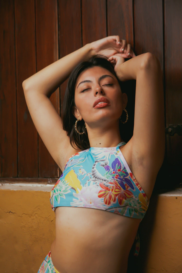 Cropped top escorpión