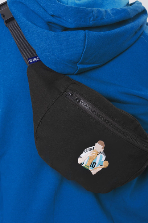 Riñonera Bordada Leyenda