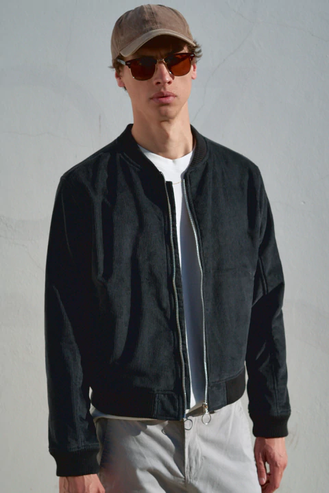 Campera bomber Elden en internet