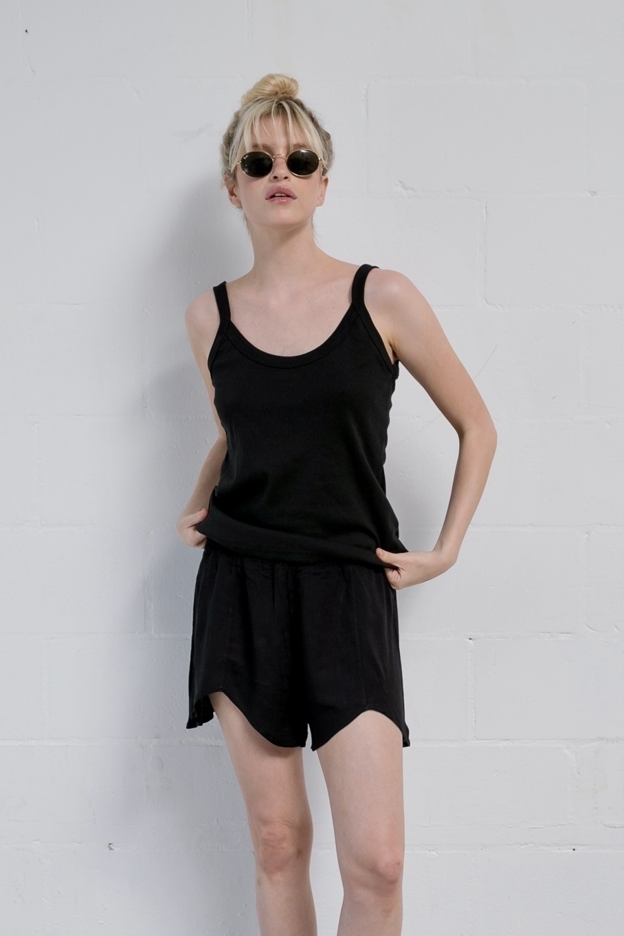 Musculosa Rosita Negra thumbnail 3