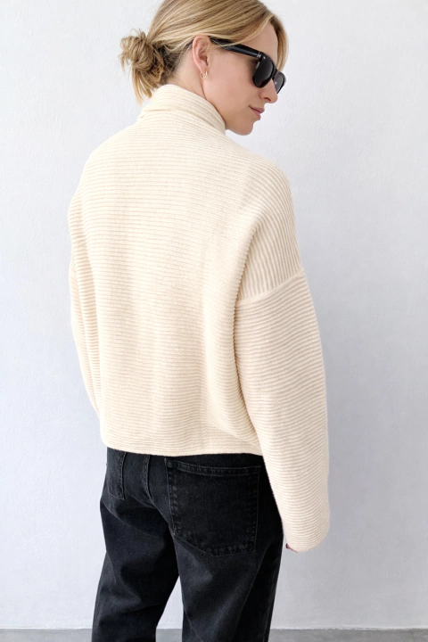 SWEATER KOSOVO CRUDO - tienda online