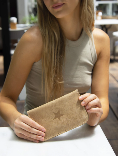 PORTA DOCUMENTO RENÉ