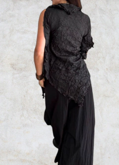 Blusa Arrugada - Negra - comprar online