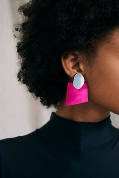Aros Audrey Pointed Squares - Plata/Fuchsia - comprar online
