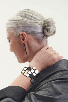 Imagen de Brazalete Bauhaus Acrylic