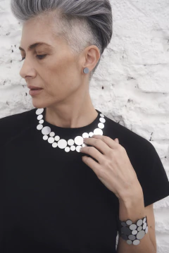 Collar Abstraction Small Metallics - Plata en internet