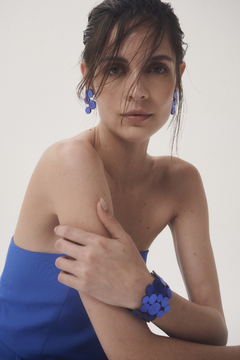 Brazalete Abstraction Asymmetric Cuero - Azul - Iskin Sisters