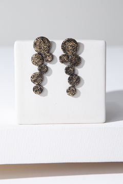 Aros Abstraction Cuero Large con Clip - Oro - comprar online