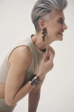 Brazalete Abstraction Asymmetric Cuero - Peltre - tienda online