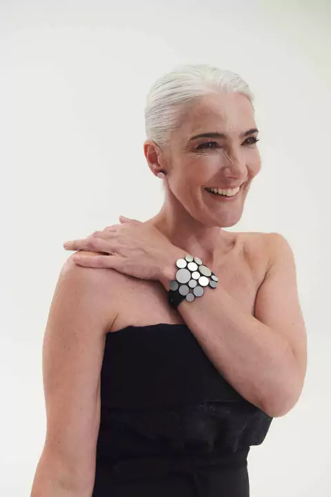 Brazalete Abstraction Acrylic Asimétrico - Plata - comprar online