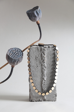 Collar Abstraction Simple Small Dots - comprar online
