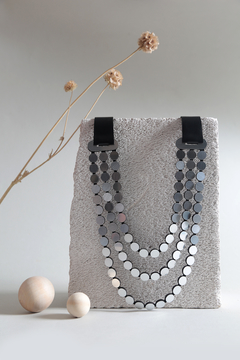 Collar Abstraction Triple Layer - Iskin Sisters