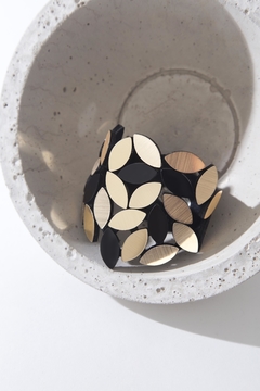 Brazalete Kate Leaves Medium - Negro & Oro - tienda online