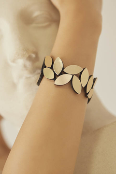 Brazalete Kate Leaves Small Oro en internet