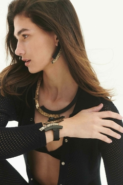Brazalete Curves Duo - Negro / Oro - Iskin Sisters
