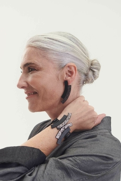 Brazalete Curves Duo - Negro / Peltre - Iskin Sisters