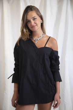 Camisa Off Shoulder Negra